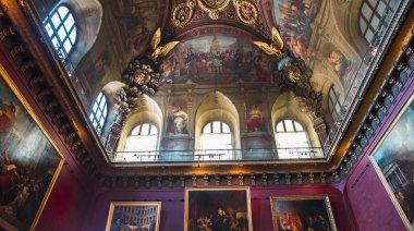 Büyük Galeri tavanları, Louvre, Paris, Fransa