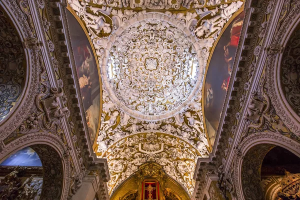 Церковь Санта-Мария-ла-Бланка, Севиль, Андалусия, Испания — стоковое фото