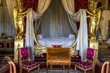 COMPIEGNE, FRANCE, 13 AĞUSTOS 2016: Compiegne Şatosu, 13 Ağustos 2016 Compiegne, Fransa