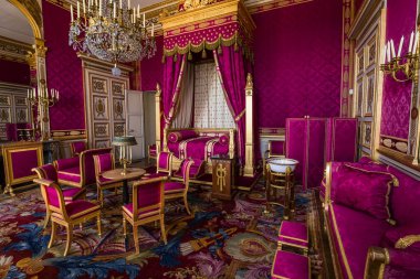 COMPIEGNE, FRANCE, 13 AĞUSTOS 2016: Compiegne Şatosu, 13 Ağustos 2016 Compiegne, Fransa