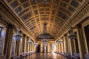 COMPIEGNE, FRANCE, 13 AĞUSTOS 2016: Compiegne Şatosu, 13 Ağustos 2016 Compiegne, Fransa