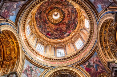 Roma, İtalya, 14 Haziran 2015: iç mekanlar ve Sant Agnese Agone Kilisesi, 14 Haziran 2015, Roma, İtalya, mimari detaylar