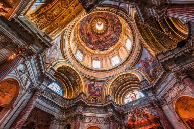 Roma, İtalya, 14 Haziran 2015: iç mekanlar ve Sant Agnese Agone Kilisesi, 14 Haziran 2015, Roma, İtalya, mimari detaylar