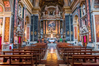 Roma, İtalya, 17 Haziran 2015: iç mekanlar ve mimari detaylar Santa Maria dei Miracoli Kilisesi, 17 Haziran 2015 Roma, İtalya
