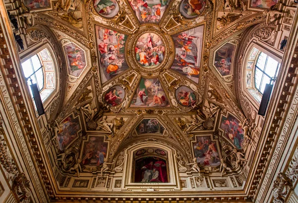 Řím Itálie Červen 2015 Interiéry Architektonické Detaily Basilica Santa Maria — Stock fotografie