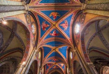 Roma, İtalya, 16 Haziran 2015: iç mekanlar ve mimari detaylar Santa Maria Sopra Minerva Kilisesi, 16 Haziran 2015 Roma, İtalya