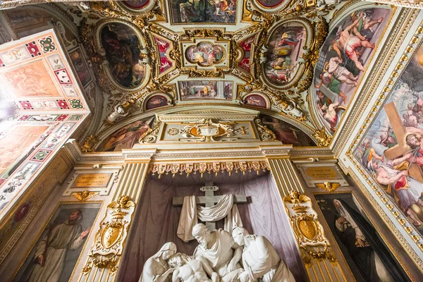 Trinita dei Monti Kilisesi, Roma, İtalya — Stok fotoğraf