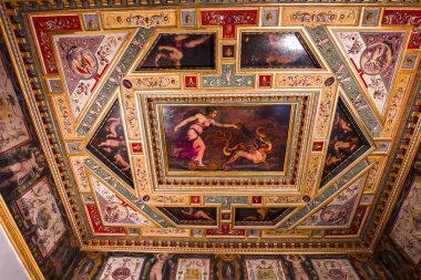 Floransa, İtalya, 25 Ekim 2015: iç mekanlar ve mimari detaylar Palazzo Vecchio, 25 Ekim 2015 Floransa, İtalya