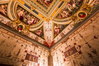 Floransa, İtalya, 25 Ekim 2015: iç mekanlar ve mimari detaylar Palazzo Vecchio, 25 Ekim 2015 Floransa, İtalya