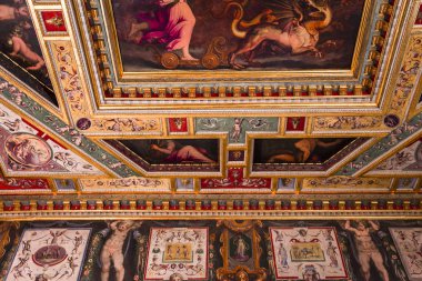 Floransa, İtalya, 25 Ekim 2015: iç mekanlar ve mimari detaylar Palazzo Vecchio, 25 Ekim 2015 Floransa, İtalya