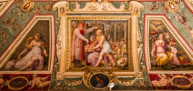 Floransa, İtalya, 25 Ekim 2015: iç mekanlar ve mimari detaylar Palazzo Vecchio, 25 Ekim 2015 Floransa, İtalya