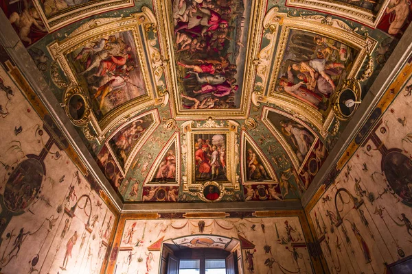 Interiores del Palazzo Vecchio, Florencia, Italia — Foto de Stock