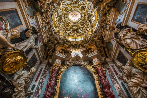 Santissima Annuziata kerk, Florence, Italië — Stockfoto