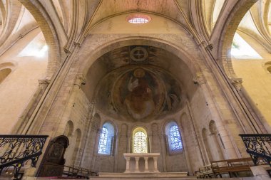 Nevers, Fransa, 20 Eylül 2016: iç ve ayrıntılarını saint-cyr-sainte-julitte Katedrali, 20 Eylül 2016 Nevers, Fransa