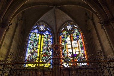 Nevers, Fransa, 20 Eylül 2016: iç ve ayrıntılarını saint-cyr-sainte-julitte Katedrali, 20 Eylül 2016 Nevers, Fransa