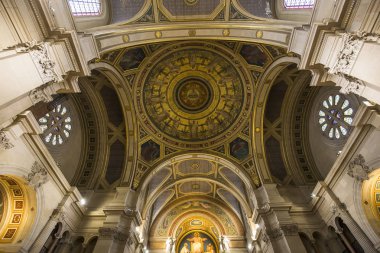 Paris, Fransa, 26 Ekim 2016: iç mekanlar ve mimari detaylar SAINT FRANCOIS, xavier Kilisesi, 26 Ekim 2016, Paris, Fransa