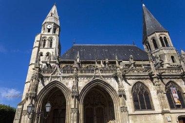 Poissy, Fransa, 12 Eylül 2016: iç mekanlar ve ayrıntılarını Collegiale notre dame church, 12 Eylül 2016 yılında Poissy, yvelines, Fransa