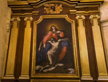 Sarlat, Fransa, 15 Temmuz 2015: Gotik Katedrali üzerinde 15 Temmuz 2015 Sarlat, Fransa Saint Sacerdos mimari detaylar