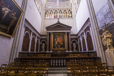 Tours, Fransa, 07 Temmuz 2015: iç mekanlar ve mimari detaylar Saint Gatien Katedrali, üzerinde 07 Temmuz 2015, Tours, Loire valley, Fransa.