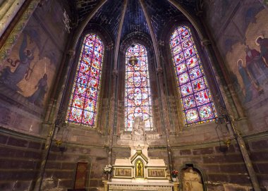 Tours, Fransa, 07 Temmuz 2015: iç mekanlar ve mimari detaylar Saint Gatien Katedrali, üzerinde 07 Temmuz 2015, Tours, Loire valley, Fransa.