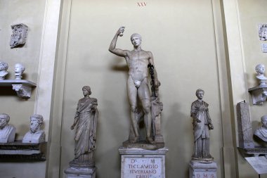 iç mekanlar ve Vatikan Müzesi, Vatikan ayrıntılarını