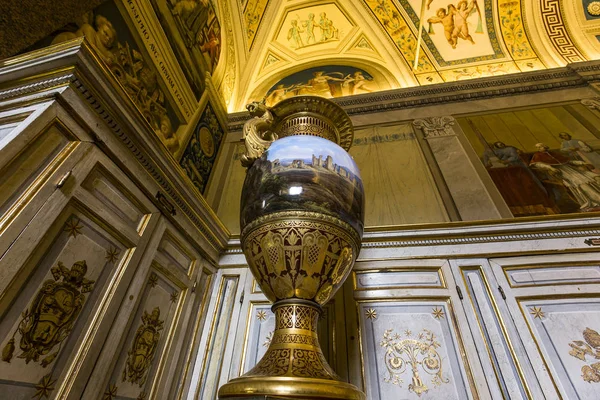 Interieurs en details van het Vaticaanse museum, Vaticaanstad — Stockfoto