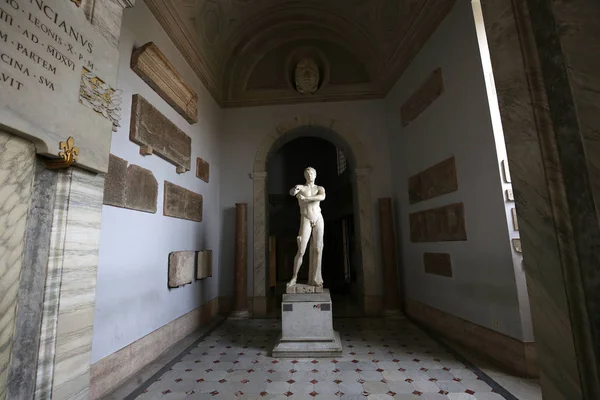 Interni e dettagli del Museo Vaticano, Città del Vaticano — Foto Stock