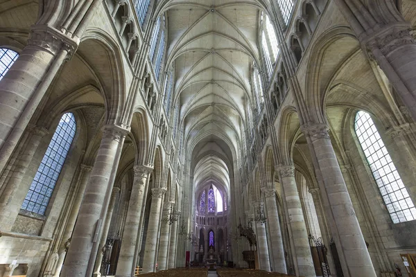 Собор Святого Жерве-Сен-Протейса в Суассоне, Франция — стоковое фото