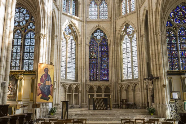 Saint-sulpice-de-favieres church, Essonne, France — Stock Photo, Image
