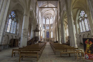 Saint-sulpice-de-Favieres Kilisesi, Essonne, Fransa