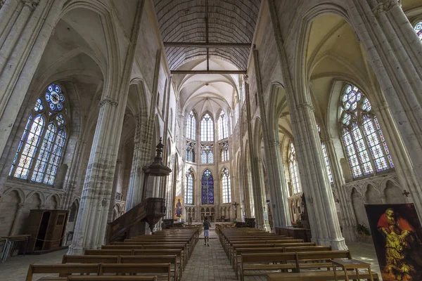 Saint-sulpice-de-favieres church, Essonne, France — Stock Photo, Image