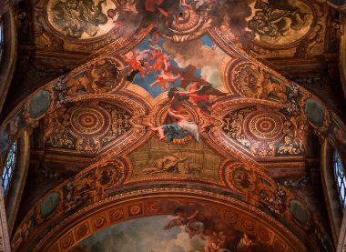 Versailles Fransa Nisan 01: İç, mimari detaylar bir tavan Kraliyet Şapel, Versailles, Fransa