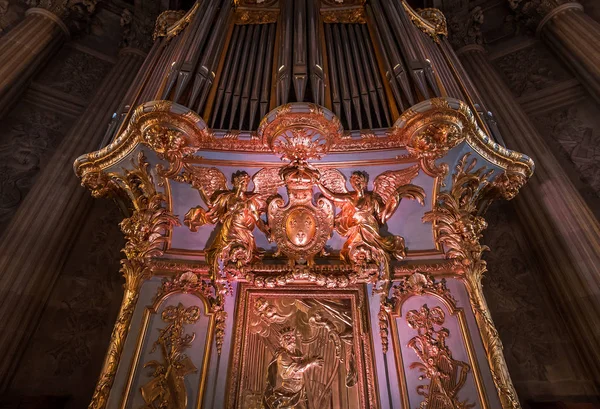 Versailles Franciaország Április Belső Építészeti Részletek Egy Mennyezet Királyi Kápolna — Stock Fotó