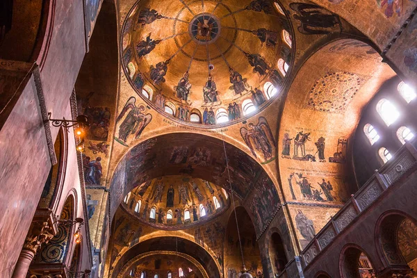 iç Marco Bazilikası, Venedik, İtalya