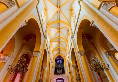 Souvigny Kilisesi, Fransa