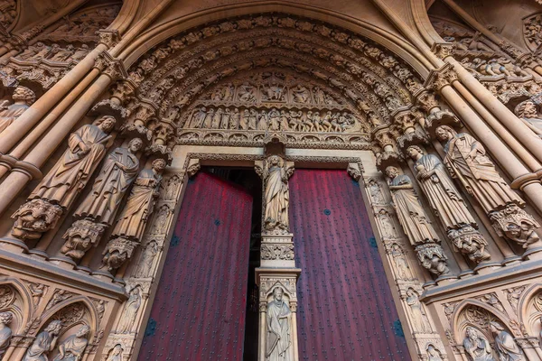 Exteriéry katedrály, Metz, Francie — Stock fotografie