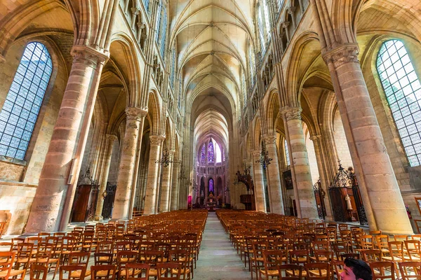 Собор Святого Жерве-Сен-Протейса в Суассоне, Франция — стоковое фото