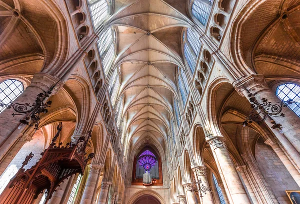 Katedra Saint Gervais Saint Protais w Soissons, Francja — Zdjęcie stockowe