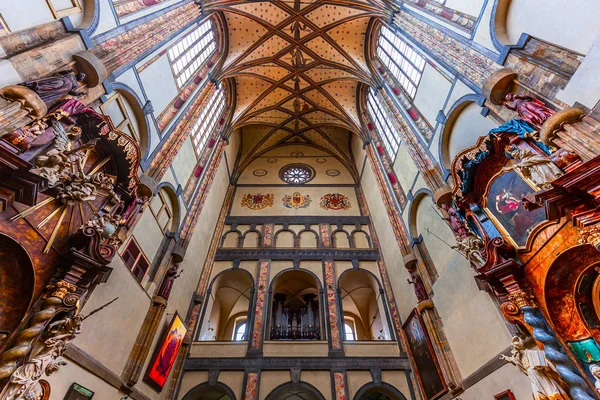 Karlar Leydisi Kilisesi, Prag, Çek Cumhuriyeti — Stok fotoğraf