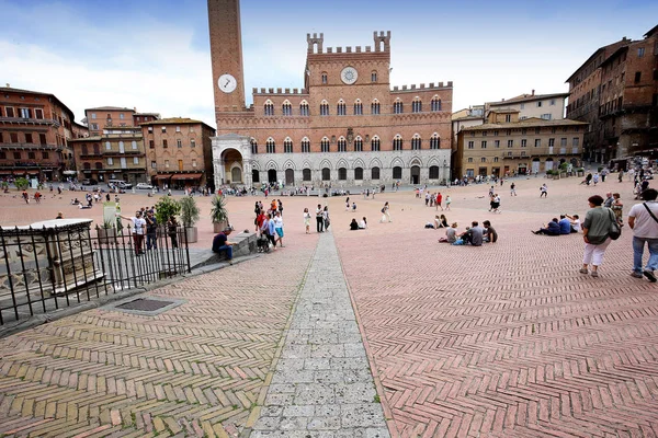 Piazza del campo, siena, italia — Foto de Stock