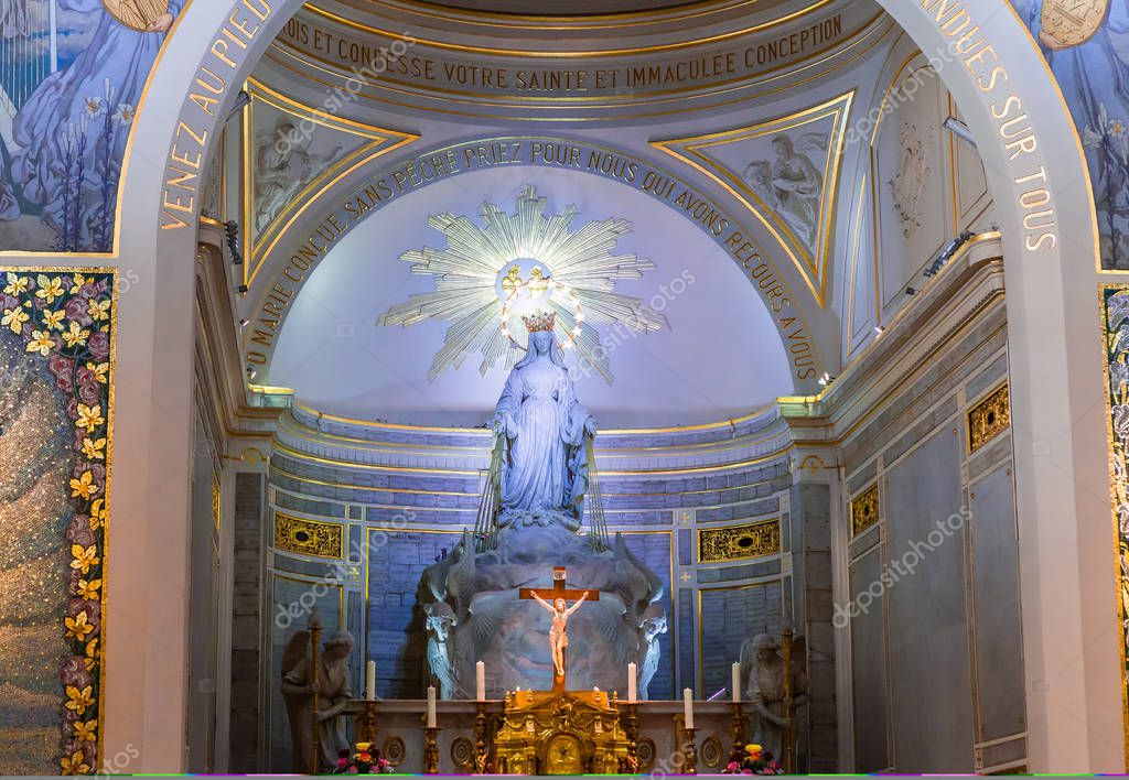 Capilla De La Milagrosa En Paris www.deperu.com