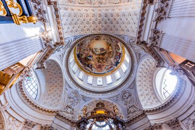 Kilise Val de Grace, Paris, Fransa