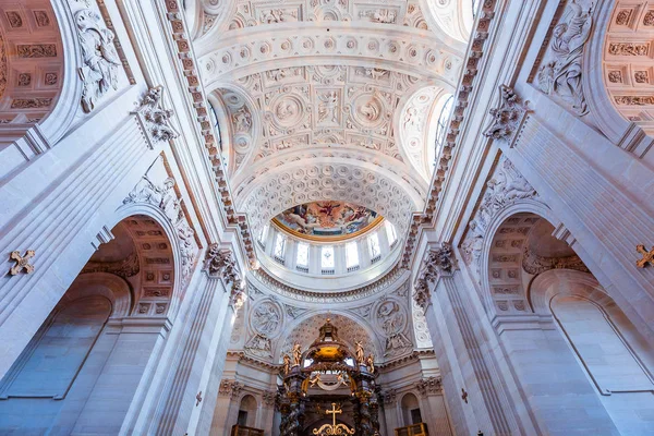 Igreja do Val de Grace, Paris, França — Fotografia de Stock