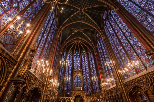 圣礼拜堂教堂，巴黎法国 — 图库照片