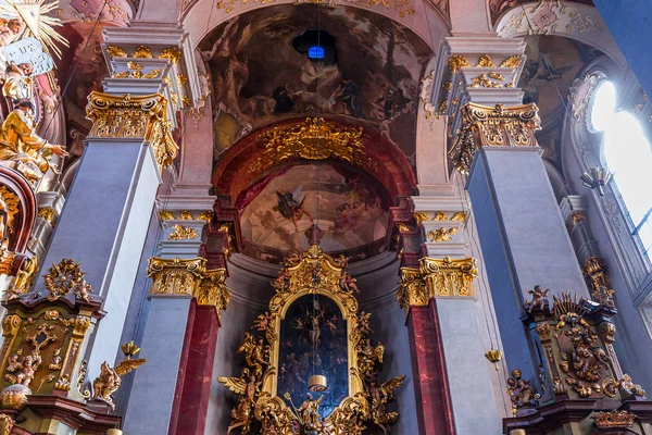 チェコ共和国プラハの聖ジルジ教会 — ストック写真