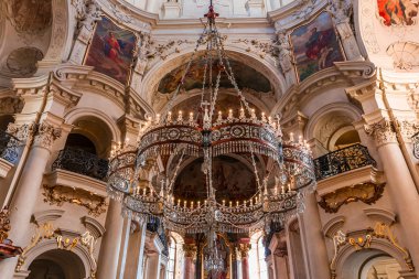 Mesto, Prag 'daki Aziz Nicholas, Çek Cumhuriyeti