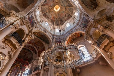 Mesto, Prag 'daki Aziz Nicholas, Çek Cumhuriyeti