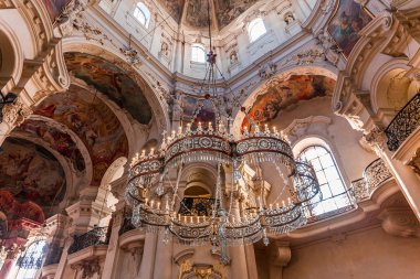 Mesto, Prag 'daki Aziz Nicholas, Çek Cumhuriyeti