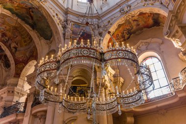 Mesto, Prag 'daki Aziz Nicholas, Çek Cumhuriyeti