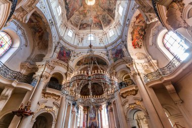 Mesto, Prag 'daki Aziz Nicholas, Çek Cumhuriyeti